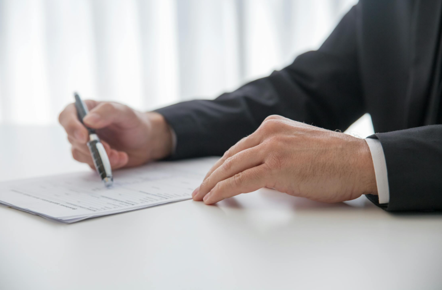 A lender offering hard money loans in Houston.